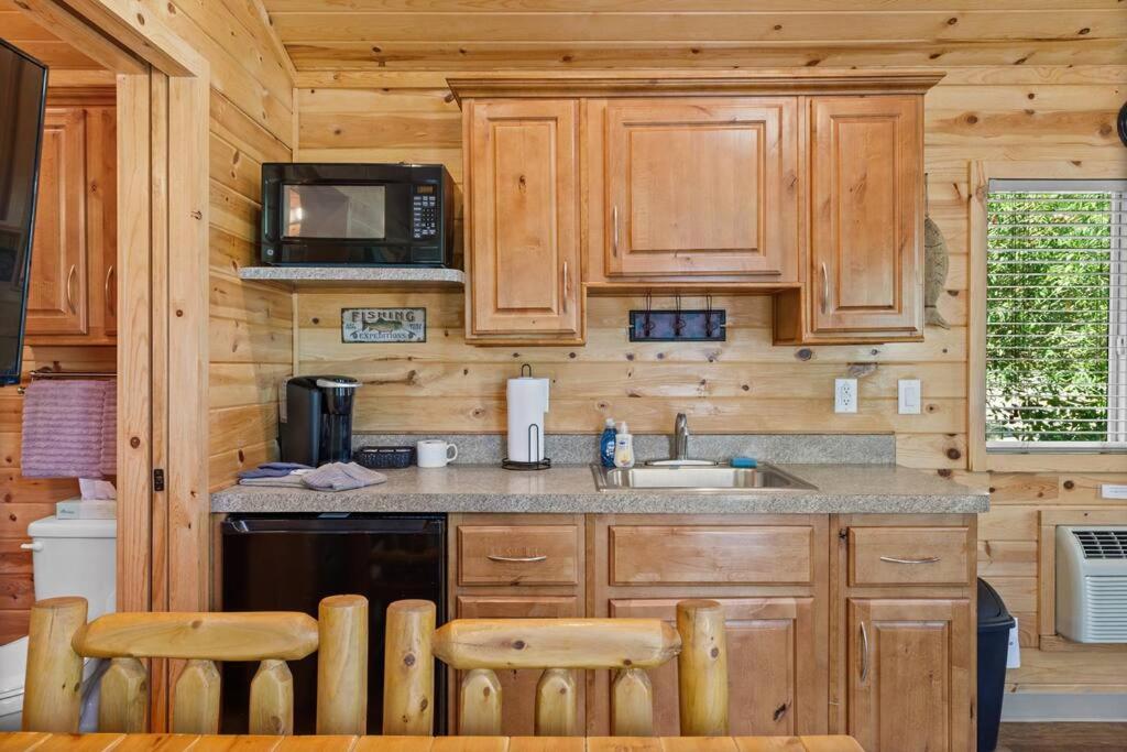 Adorable Little Cabin #21 Кернвілль Екстер'єр фото